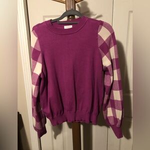 Elegant Magenta Sweater with Patterned Sleeves